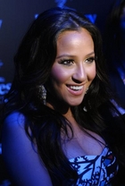 Adrienne Bailon : adrienne-bailon-1322760518.jpg