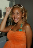 Adrienne Bailon : adrienne-bailon-1333058526.jpg