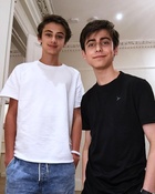 Aidan Gallagher : TI4U1539726034.jpg