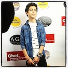 Aidan Gallagher : aidan-alexander-1510531921.jpg