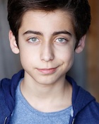 Aidan Gallagher : aidan-gallagher-1474033295.jpg