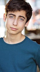 Aidan Gallagher : aidan-gallagher-1504480681.jpg