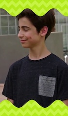 Aidan Gallagher : aidan-gallagher-1506562764.jpg