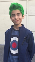 Aidan Gallagher : aidan-gallagher-1508811841.jpg