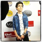 Aidan Gallagher : aidan-gallagher-1510508300.jpg