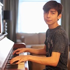 Aidan Gallagher : aidan-gallagher-1516913987.jpg