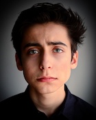 Aidan Gallagher : aidan-gallagher-1519945258.jpg