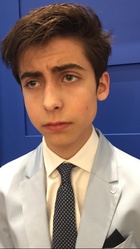 Aidan Gallagher : aidan-gallagher-1526234201.jpg