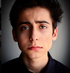 Aidan Gallagher : aidan-gallagher-1527598368.jpg