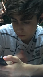 Aidan Gallagher : aidan-gallagher-1529264205.jpg