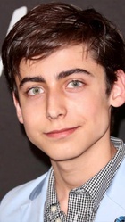 Aidan Gallagher : aidan-gallagher-1536262988.jpg