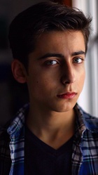 Aidan Gallagher : aidan-gallagher-1540935320.jpg