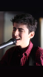 Aidan Gallagher : aidan-gallagher-1545264450.jpg