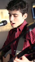 Aidan Gallagher : aidan-gallagher-1545264495.jpg