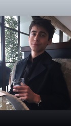 Aidan Gallagher : aidan-gallagher-1549876524.jpg