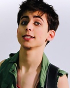 Aidan Gallagher : aidan-gallagher-1559091588.jpg