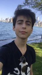 Aidan Gallagher : aidan-gallagher-1561238341.jpg