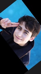 Aidan Gallagher : aidan-gallagher-1563739625.jpg