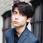 Aidan Gallagher : aidan-gallagher-1566779761.jpg