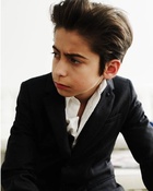 Aidan Gallagher : aidan-gallagher-1569944145.jpg