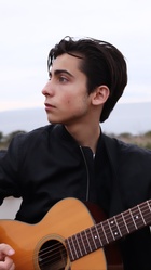 Aidan Gallagher : aidan-gallagher-1575192361.jpg