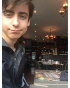 Aidan Gallagher : aidan-gallagher-1604521637.jpg