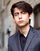 Aidan Gallagher : aidan-gallagher-1620942991.jpg