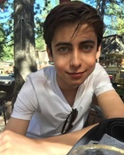 Aidan Gallagher : aidan-gallagher-1625767930.jpg