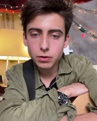 Aidan Gallagher : aidan-gallagher-1634431393.jpg