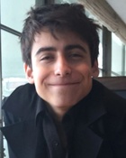 Aidan Gallagher : aidan-gallagher-1666461040.jpg