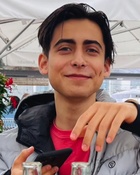 Aidan Gallagher : aidan-gallagher-1695057797.jpg