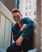 Alex Angelo : alex-angelo-1558822322.jpg