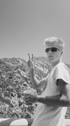 Alex Lange : alex-lange-1657389061.jpg