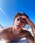 Alex Sampson : alex-sampson-1694986921.jpg