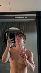 Alex Sampson : alex-sampson-1748541021.jpg
