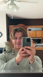 Alex Sampson : alex-sampson-1756388403.jpg