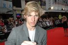 Alex Pettyfer : alex_pettyfer_1216401759.jpg