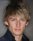 Alex Pettyfer : alex_pettyfer_1235871816.jpg