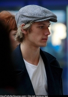 Alex Pettyfer : alex_pettyfer_1253792526.jpg