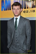 Alex Pettyfer : alex_pettyfer_1297399784.jpg