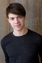 Alexander Gould : alexander-gould-1622846290.jpg