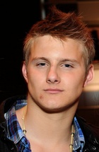 Alexander Ludwig : alexander-ludwig-1427392416.jpg