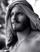 Alexander Ludwig : alexander-ludwig-1441149429.jpg