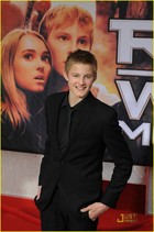 Alexander Ludwig : alexanderludwig_1238961406.jpg