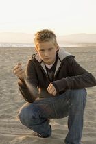 Alexander Ludwig : alexanderludwig_1266094118.jpg