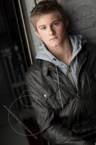 Alexander Ludwig : alexanderludwig_1267826223.jpg