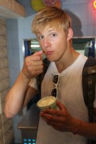 Alexander Ludwig : alexanderludwig_1304615407.jpg