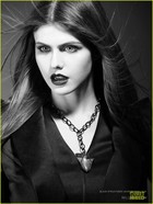 Alexandra Daddario : alexandra-daddario-1369757441.jpg