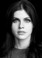 Alexandra Daddario : alexandra-daddario-1375888287.jpg