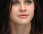 Alexandra Daddario : alexandra-daddario-1376665604.jpg